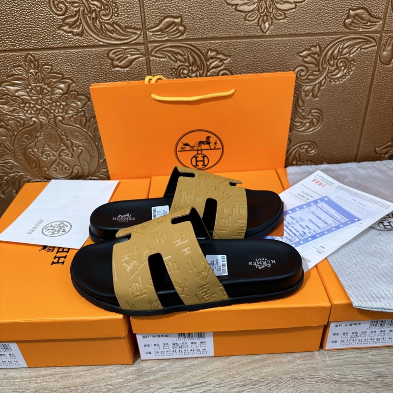 H**mes slippers